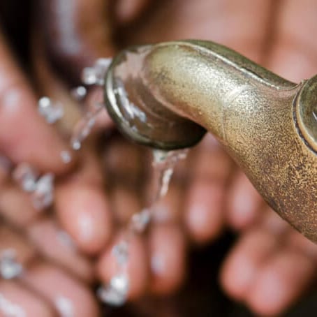 Our Copper Wire at Work: Water purification systems in Kenya